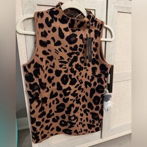 T Tahari sleeveless sweater